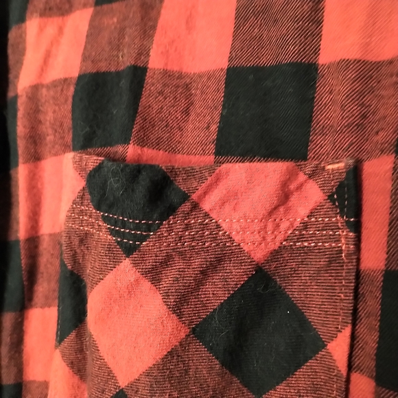Wind River Buffalo Plaid Flannel Button Down Size Large - Picture 5 of 9